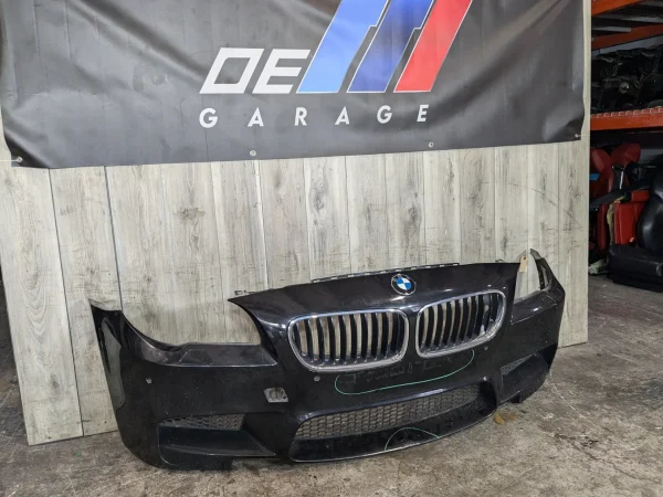 BMW F10 M5 FRONT Bumper Cover w/ Grilles COMPLETE - Image 3