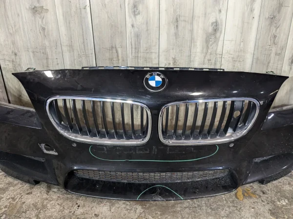 BMW F10 M5 FRONT Bumper Cover w/ Grilles COMPLETE